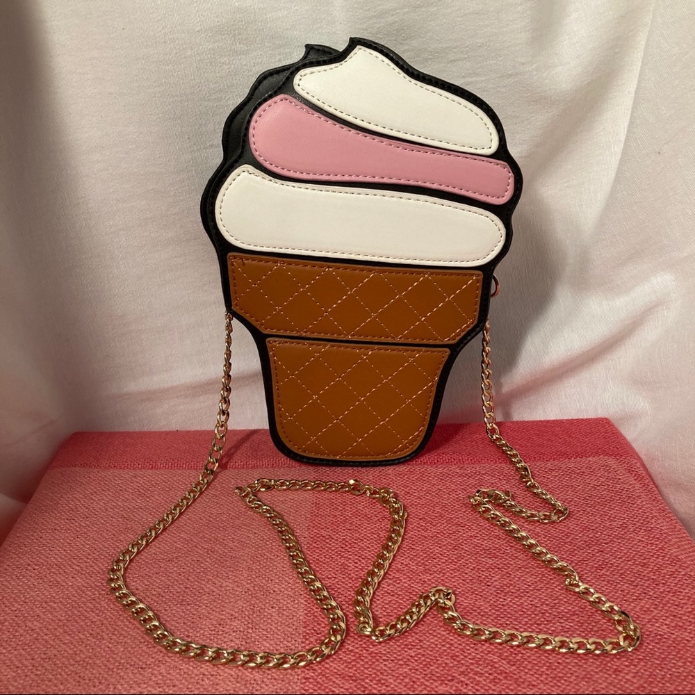 Cute Ice Cream Cone Purse New Without Tags - Picture 3 of 5